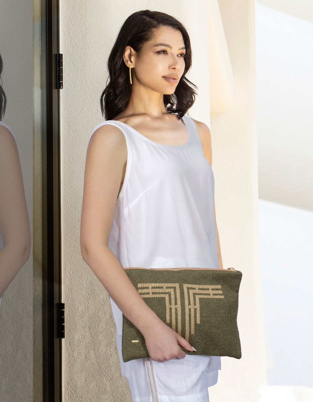 Aggel Knitwear Lurex printed pouch khaki-tan gold